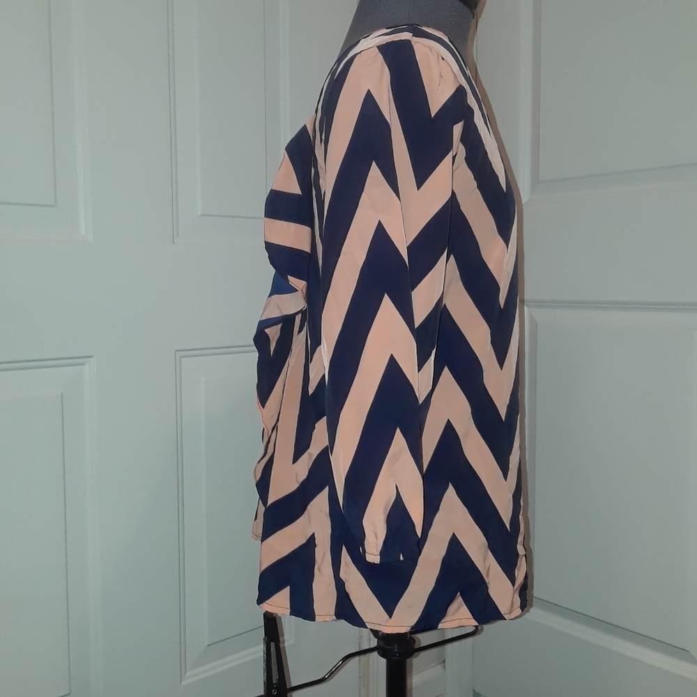 Moa Moa Blue & Peach‎ Chevron Bow Flowy Top - Picture 8 of 9